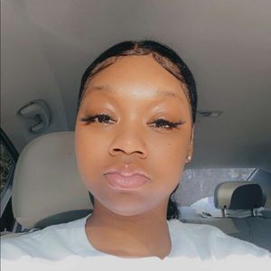 Meet your Posher, Kyshaunda